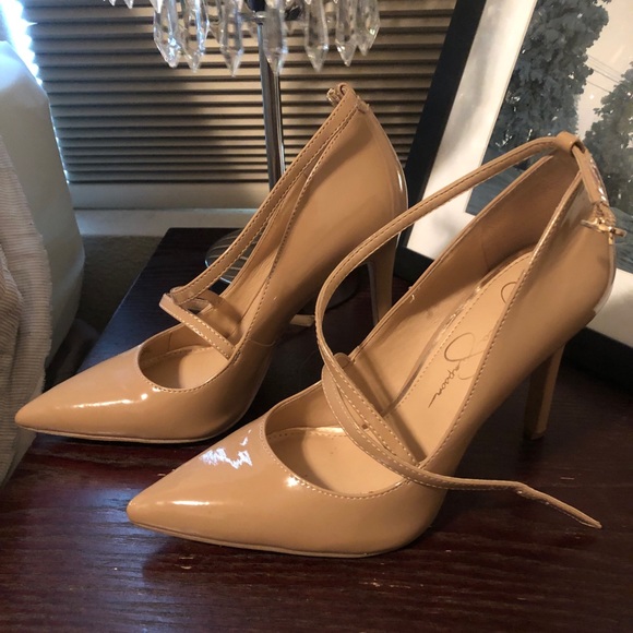 Jessica Simpson Nude Stilettos - Picture 3 of 8